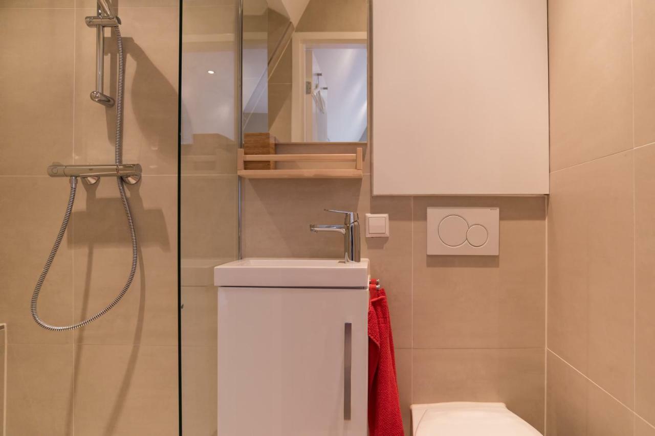 Saint Claire Studio'S Amsterdam Bagian luar foto