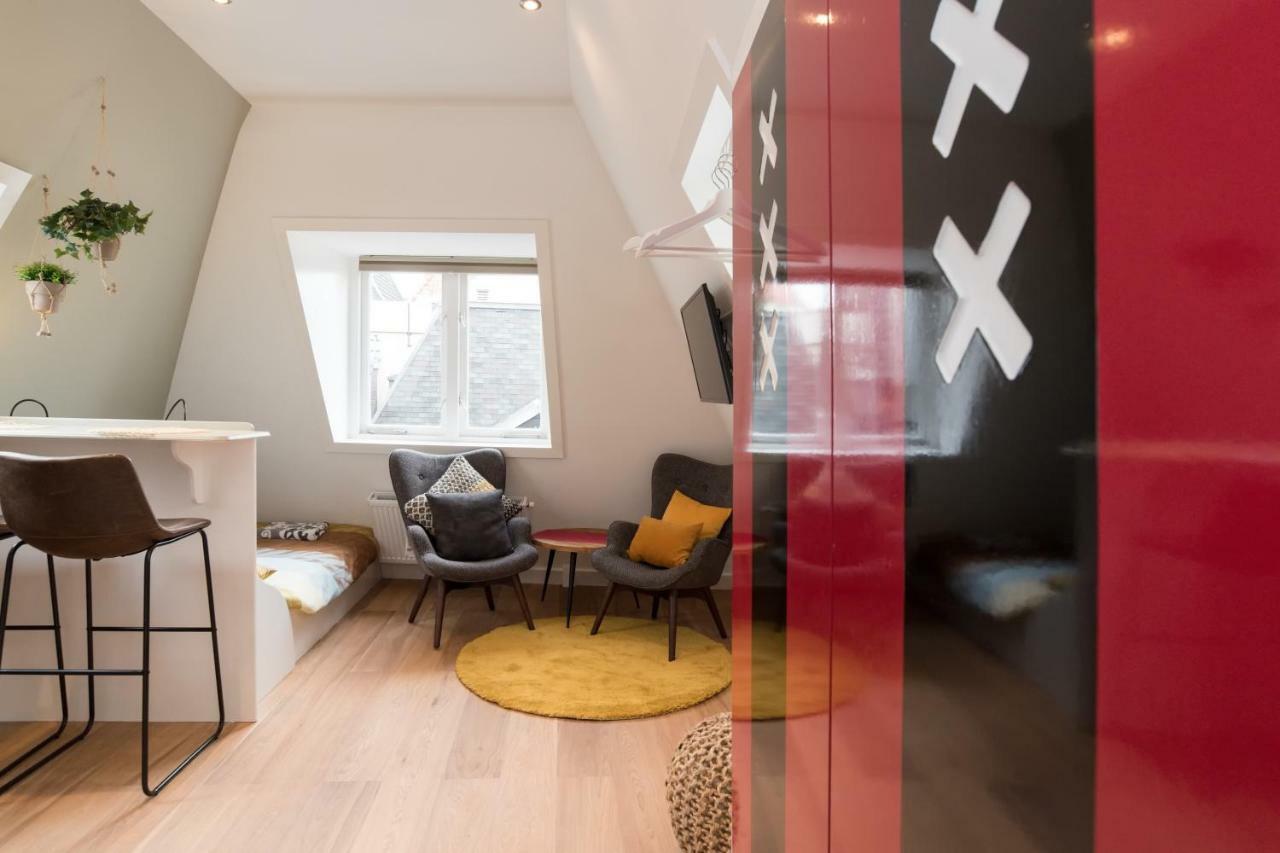 Saint Claire Studio'S Amsterdam Bagian luar foto