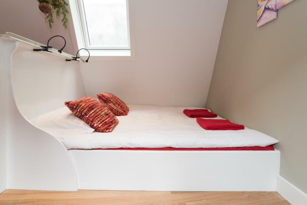 Saint Claire Studio'S Amsterdam Bagian luar foto