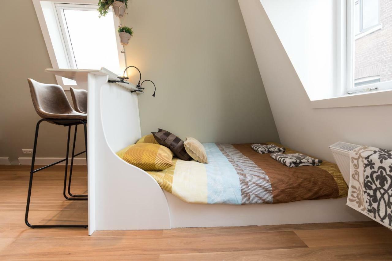Saint Claire Studio'S Amsterdam Bagian luar foto