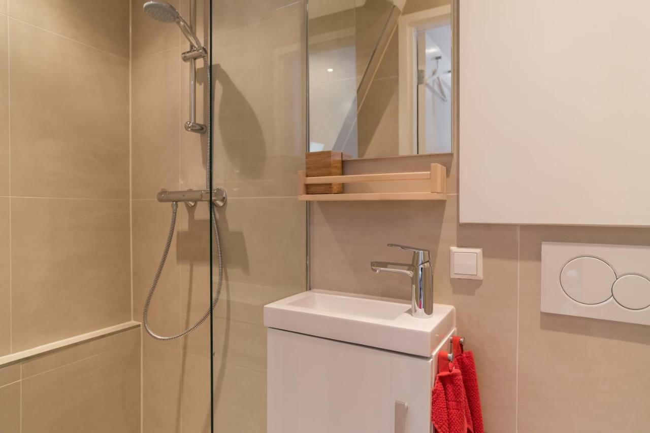 Saint Claire Studio'S Amsterdam Bagian luar foto